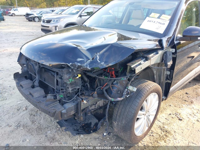 WVGAV7AX6GW501875 Volkswagen TIGUAN SE