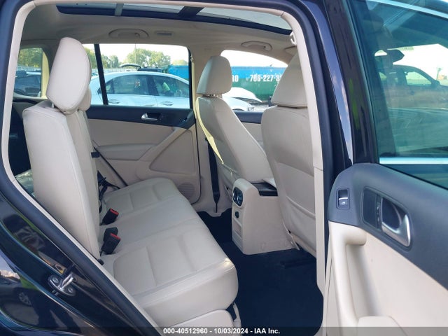 WVGAV7AX6GW501875 Volkswagen TIGUAN SE