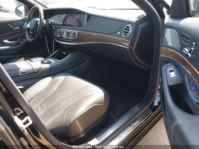 WDDUG8CB0FA099761 Mercedes-Benz S 550