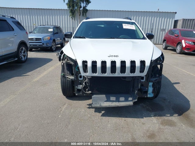 1C4PJLAB8GW135554 Jeep Cherokee Sport
