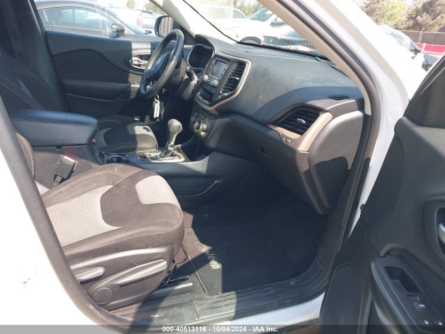 1C4PJLAB8GW135554 Jeep Cherokee Sport