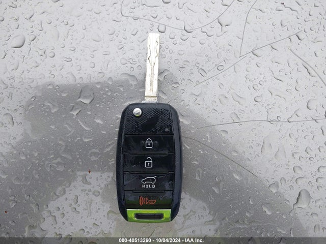 KIA Soul 2016 KNDJN2A29G7348110 Image 11