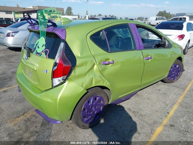 JTDKDTB37F1114604 Toyota Prius C Two