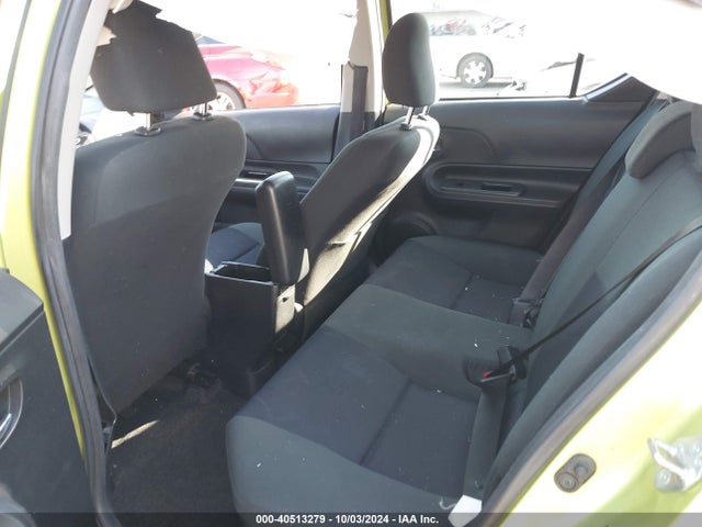 JTDKDTB37F1114604 Toyota Prius C Two
