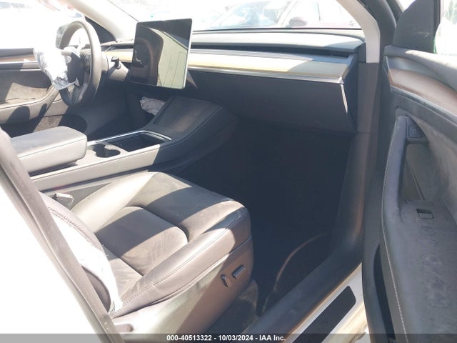 2023 TESLA MODEL Y 7SAYGDEEXPA038955 Photo 4