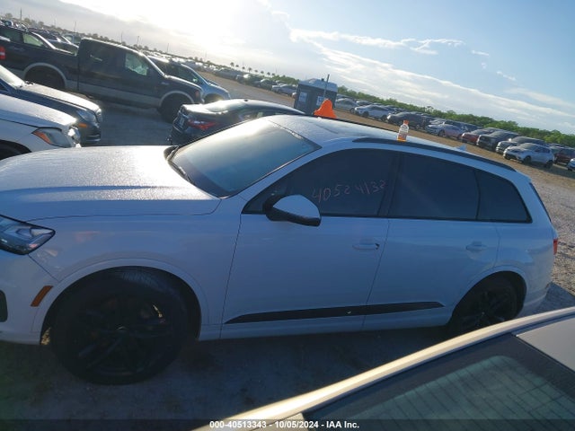 WA1VAAF7XJD013467 Audi Q7 3.0t Premium