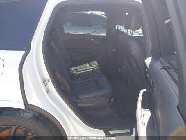 WA1VAAF7XJD013467 Audi Q7 3.0t Premium