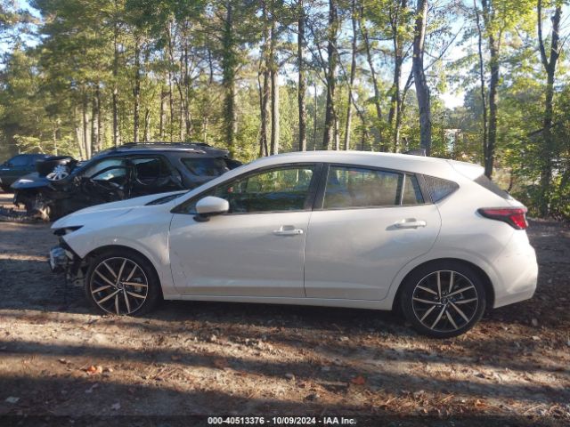 JF1GUAFC2R8338112 Subaru Impreza Sport 5-door