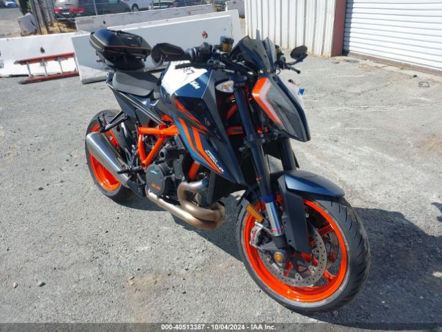 2023 KTM 1290 VBKV39400PM972162