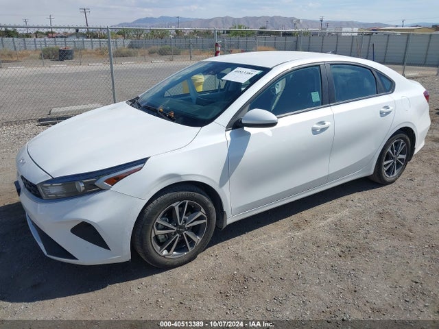 KIA Forte Lxs 2023 3KPF24AD6PE691694 Image 2