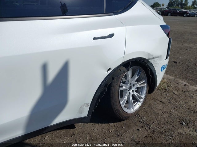 2021 TESLA MODEL Y 5YJYGDEE8MF219189 Photo 5