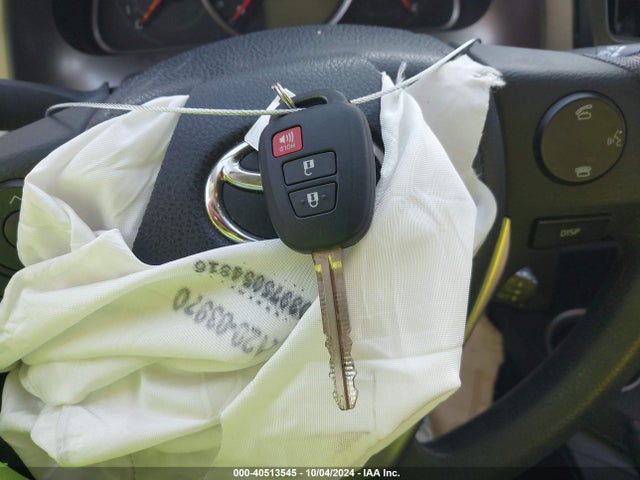 Toyota RAV4 LE 2015 2T3BFREV4FW321317 Image 11