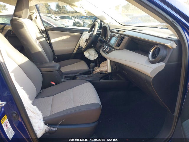 Toyota RAV4 LE 2015 2T3BFREV4FW321317 Image 5