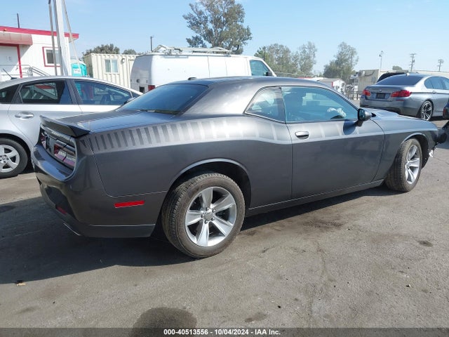 Dodge Challenger Sxt 2017 2C3CDZAG1HH549140 Image 4