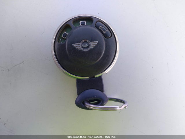 2011 MINI COOPER S WMWSV3C54BTY21006 Photo 10