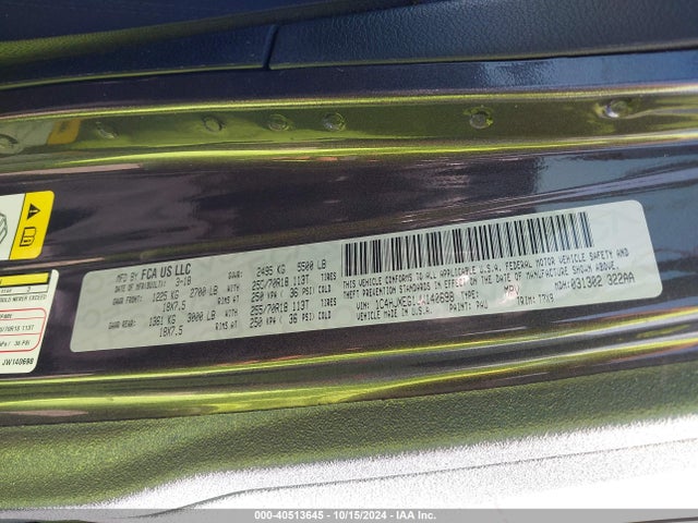 1C4HJXEG1JW140698 Jeep Wrangler Unlimited Sahara 4x4