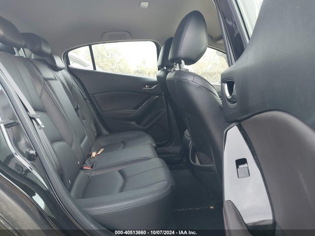 3MZBN1L35JM249332 Mazda Mazda3 Touring