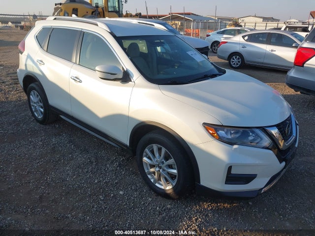 5N1AT2MV1JC827255 Nissan ROGUE SV