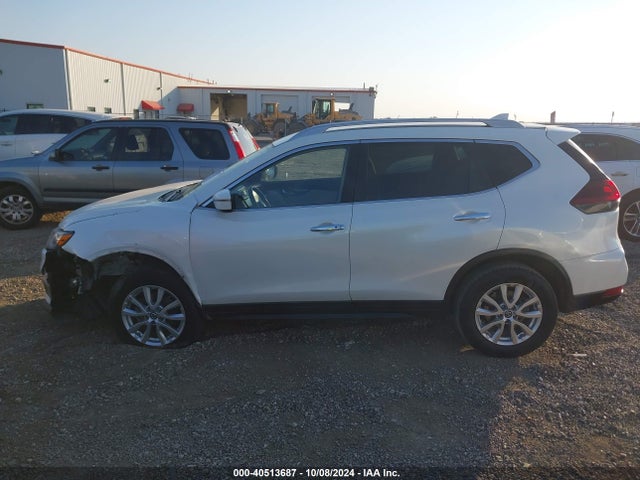 5N1AT2MV1JC827255 Nissan ROGUE SV
