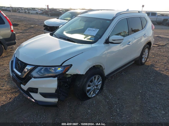 5N1AT2MV1JC827255 Nissan ROGUE SV