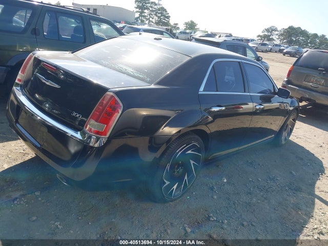 Chrysler 300 Uptown Edition 2014 2C3CCAAG2EH260008 Image 4