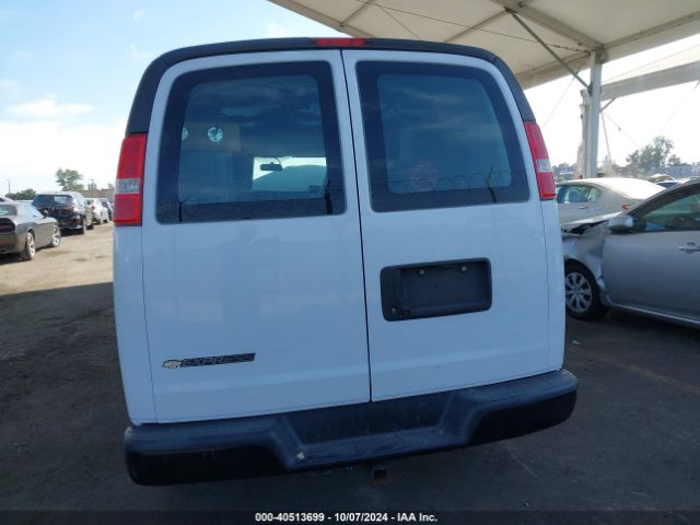 1GCWGAFP7J1345084 Chevrolet Express 2500 Work Van