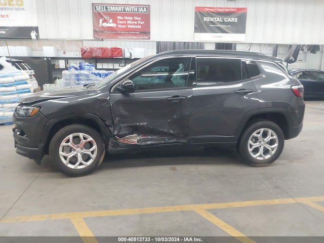 Jeep Compass Latitude 4x4 2024 3C4NJDBN7RT125032 Image 14