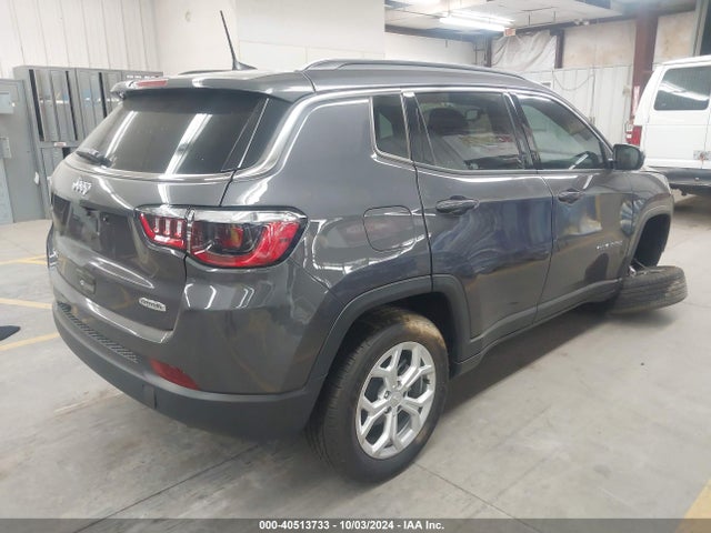 Jeep Compass Latitude 4x4 2024 3C4NJDBN7RT125032 Image 4