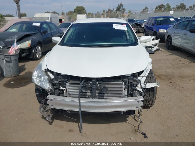 Nissan Altima 2.5 S 2015 1N4AL3AP8FC277100 Image 13