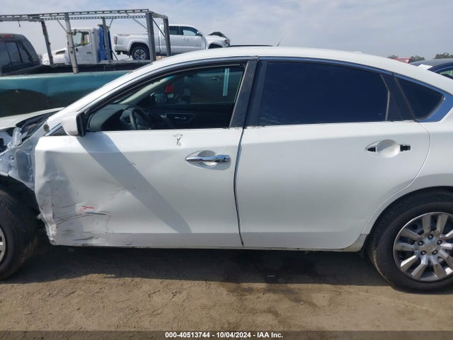 Nissan Altima 2.5 S 2015 1N4AL3AP8FC277100 Image 15