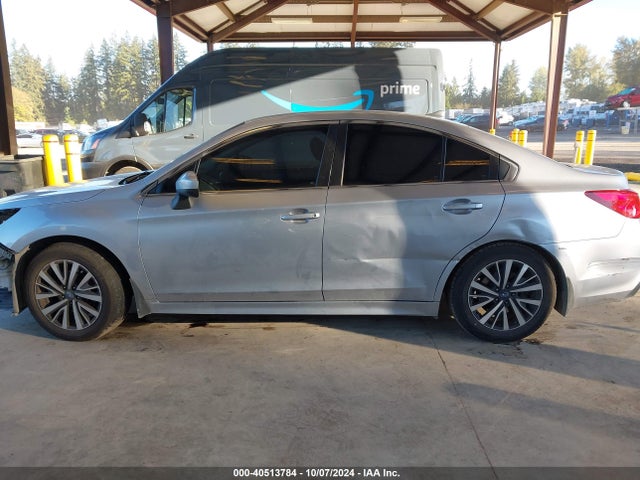 4S3BNAF68K3024060 Subaru Legacy 2.5i Premium