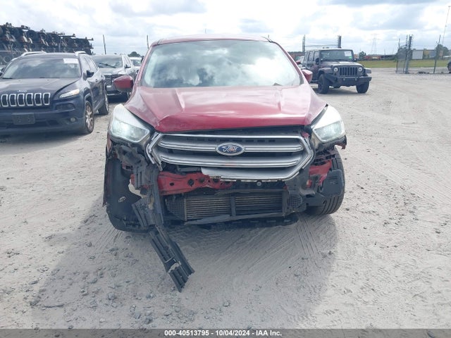 1FMCU0G94HUC39430 Ford ESCAPE SE