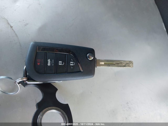 Toyota CAMRY LE 2024 4T1C11AK2RU204588 Image 11