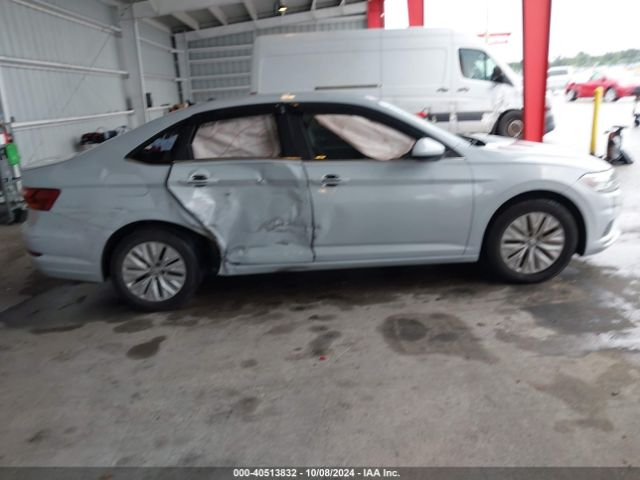 3VWC57BU2KM140068 Volkswagen Jetta 1.4t R-line/1.4t S/1.4t Se