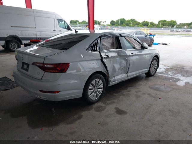 3VWC57BU2KM140068 Volkswagen Jetta 1.4t R-line/1.4t S/1.4t Se