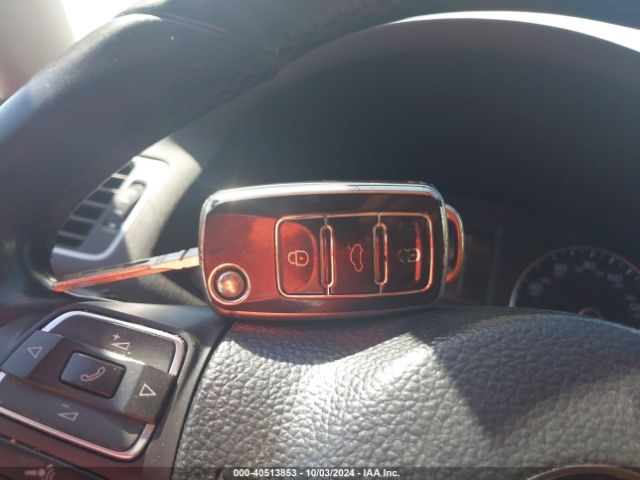 1VWBS7A30EC088099 Volkswagen Passat 1.8t Se