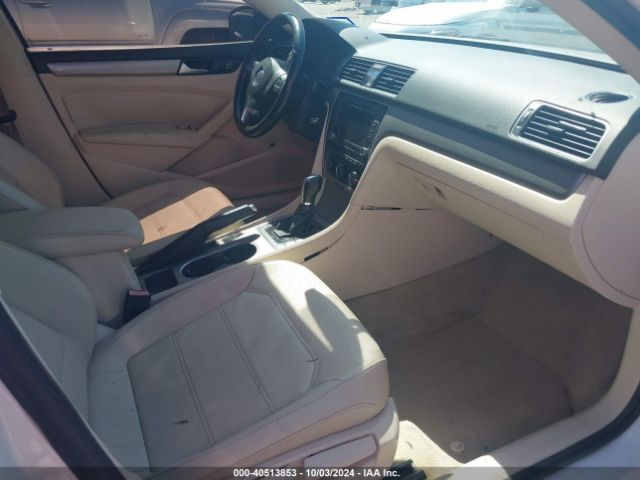 1VWBS7A30EC088099 Volkswagen Passat 1.8t Se