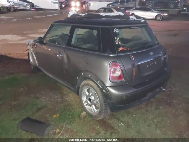 2013 MINI HARDTOP WMWSU3C58DT681094 Photo 2