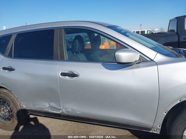 Nissan ROGUE S 2017 KNMAT2MTXHP517417 Image 14