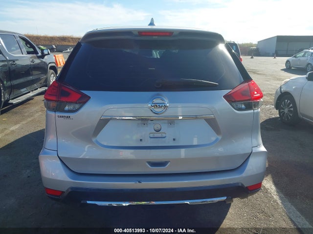 Nissan ROGUE S 2017 KNMAT2MTXHP517417 Image 17