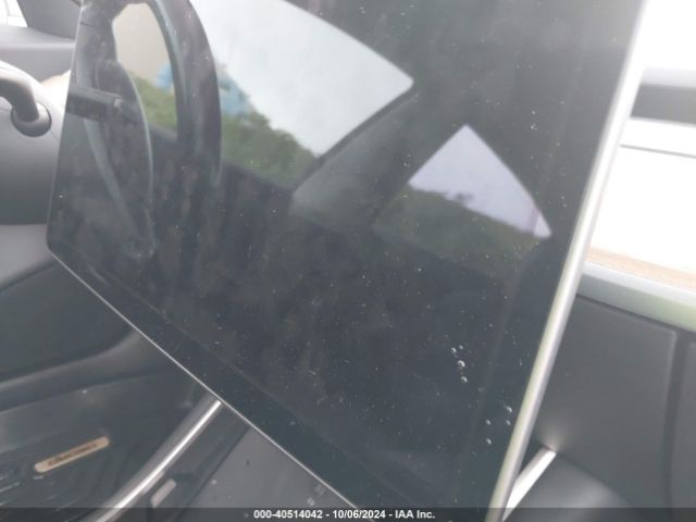 5YJ3E1EA3JF024219 Tesla Model 3 Long Range/mid Range