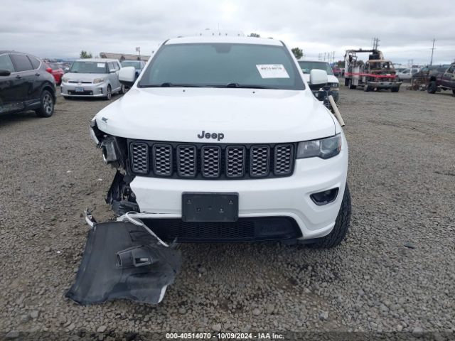 1C4RJEAG2HC826677 Jeep Grand Cherokee Altitude 4x2