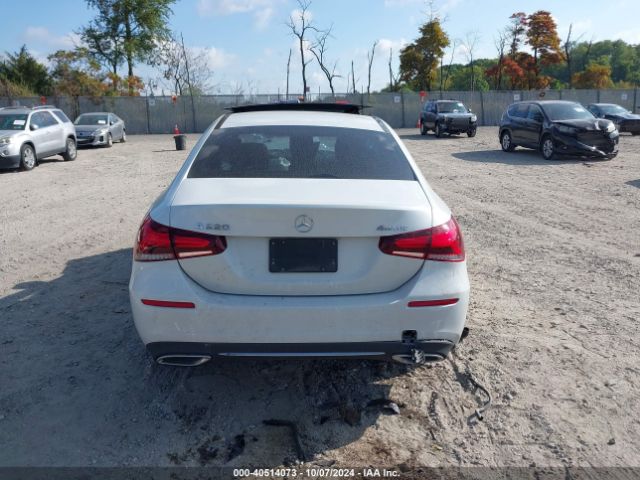 WDD3G4FB5KW022123 Mercedes-Benz A 220 4matic