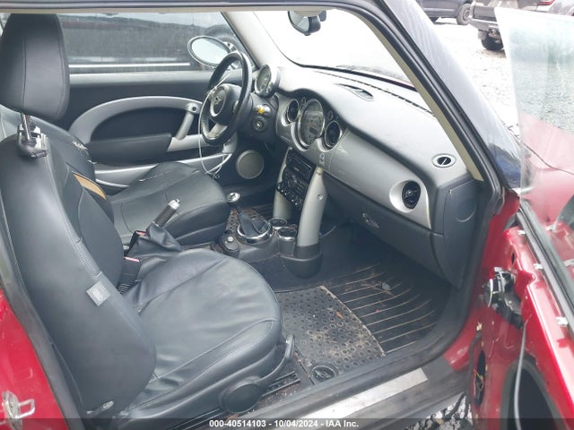 2006 MINI COOPER WMWRC33586TK66619 Photo 4