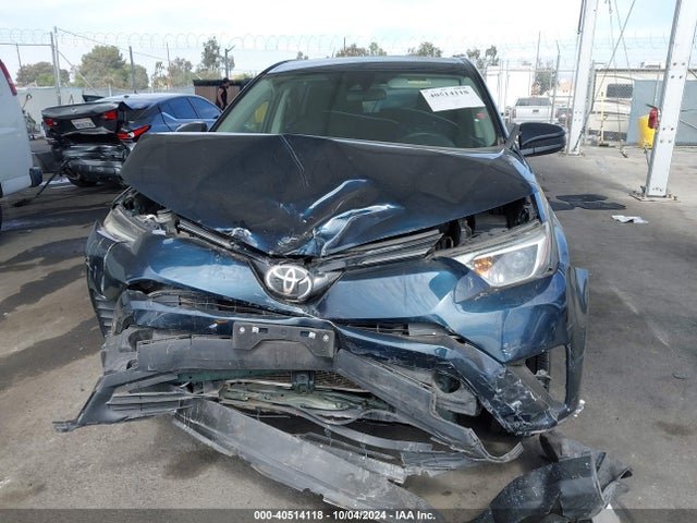 Toyota RAV4 LE 2018 JTMZFREV6JJ206028 Image 12