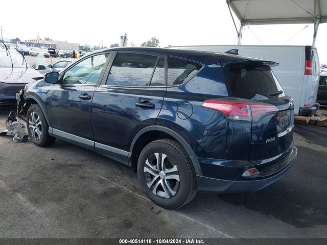 Toyota RAV4 LE 2018 JTMZFREV6JJ206028 Image 3