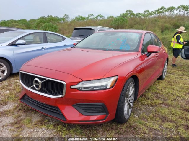 7JR102FK5KG001701 Volvo S60 T5 Momentum