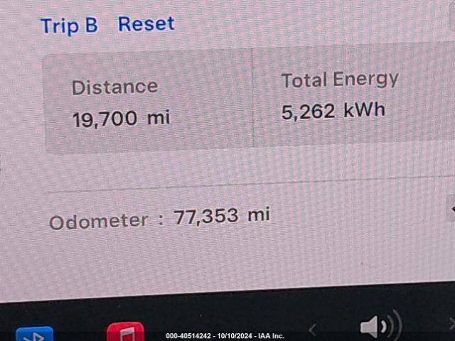 5YJ3E1EA9JF118024 Tesla Model 3 Long Range/mid Range