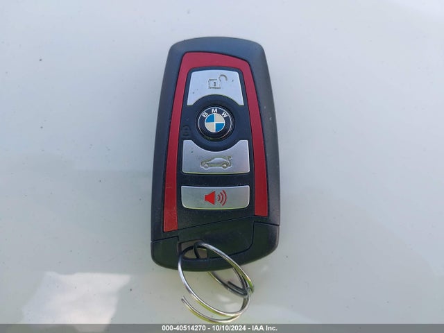 WBA8B9G37HNU52492 BMW 330I