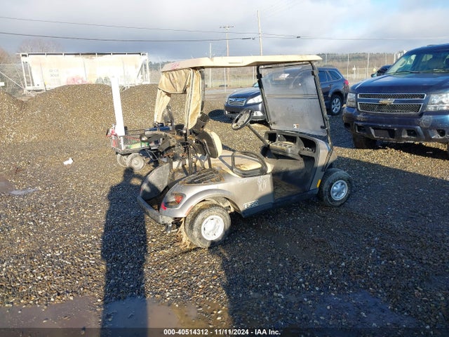 Ez Golf Cart 2014 3038879 Image 4
